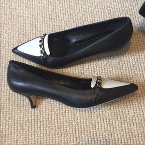 White House Black Market Shoes - Whbm black and white kitten heel shoes White House Black Market Shoes - Whbm black and white kitten heel shoes